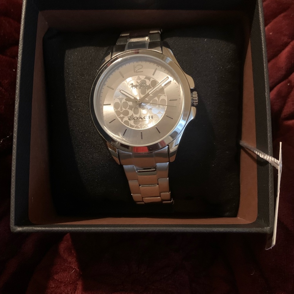 Women’s Coach Watch New